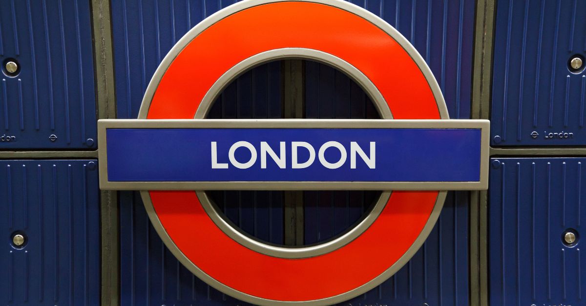 Navigating the Metropolis: SCL’s Guide to Public Transport in London